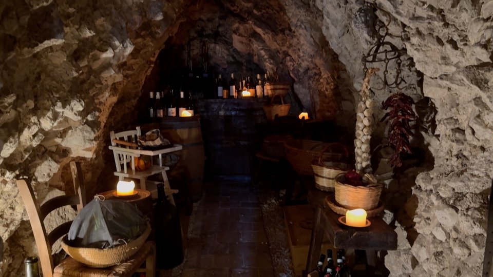 Abruzzese Cantina Abruzzese Cantina